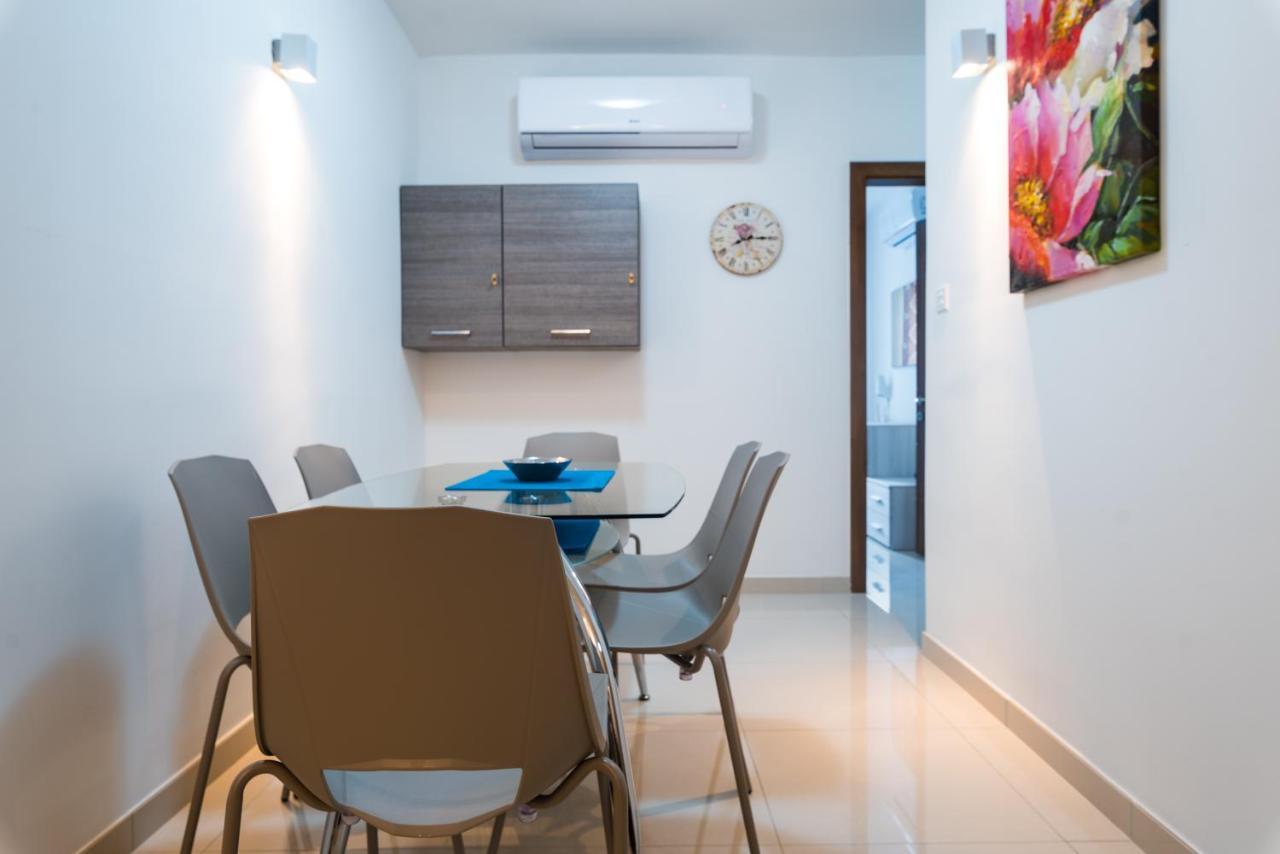 Sh6A- Qawra Prime Location 2 Bedroom Apartment San Pawl il-Baħar Zewnętrze zdjęcie