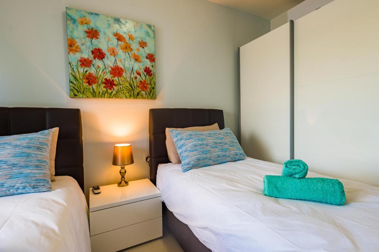 Sh6A- Qawra Prime Location 2 Bedroom Apartment San Pawl il-Baħar Zewnętrze zdjęcie